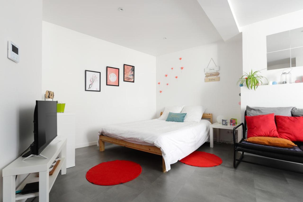 Charmant Studio, Au Coeur De La Ville De Riom Exterior foto
