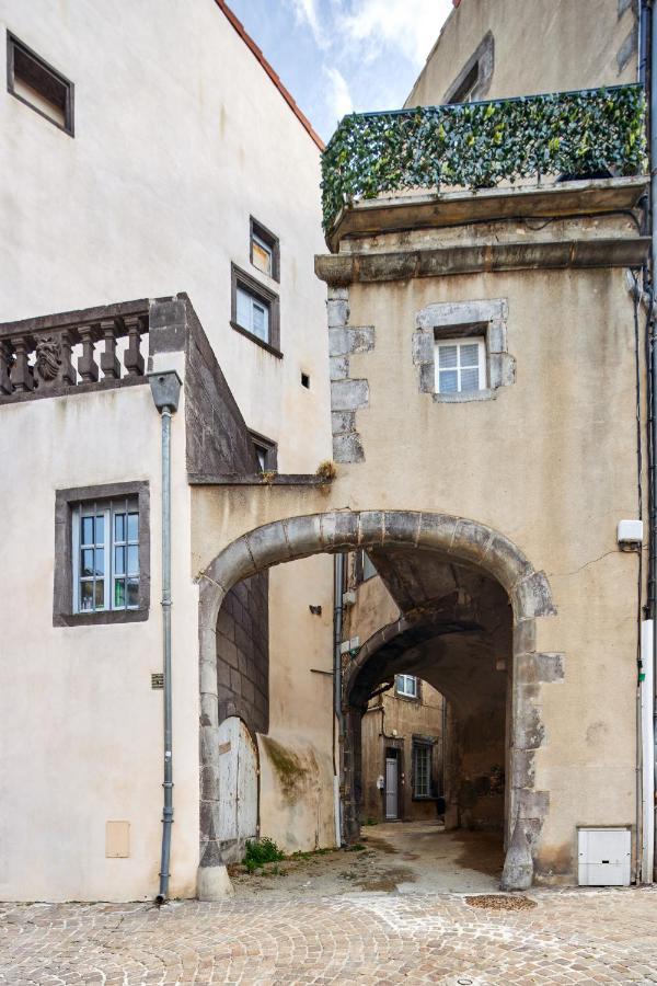 Charmant Studio, Au Coeur De La Ville De Riom Exterior foto